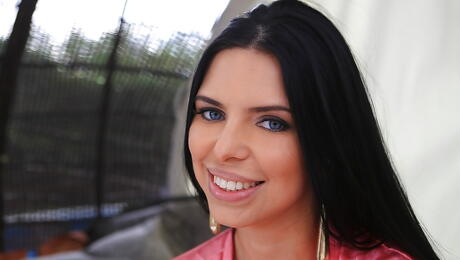 Very attractive russian cutie Kira Queen in hot softcore shooting 